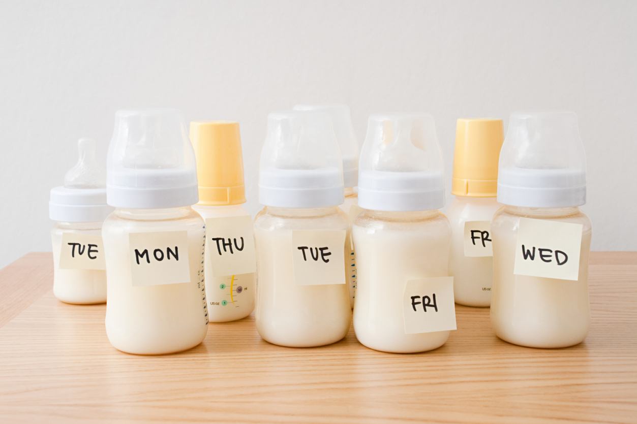 jak się dowiedzieć, czy mleko matki jest nieświeże czy nie