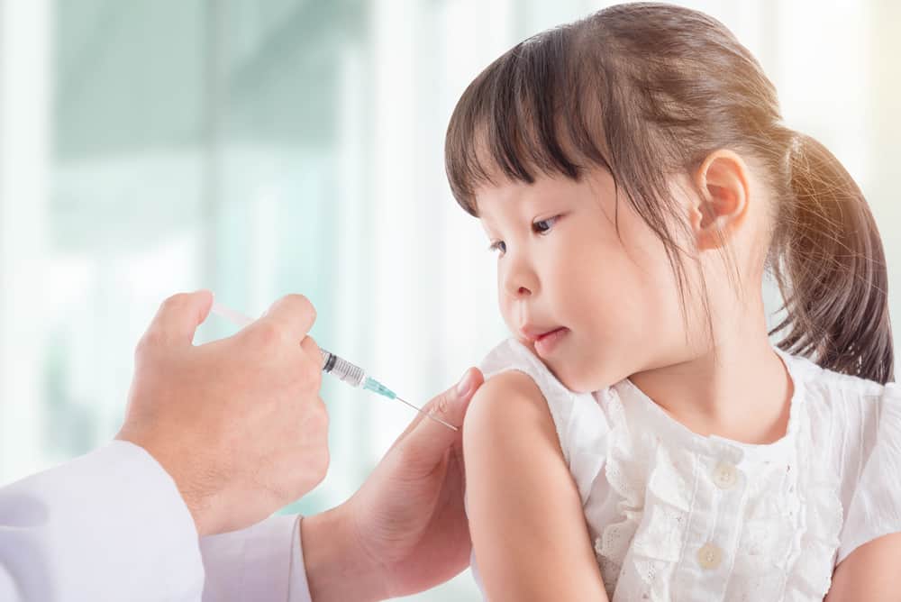 szczepienia i szczepienia