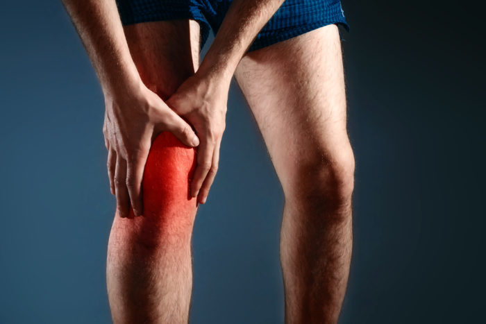 przyczyną bólu kolana